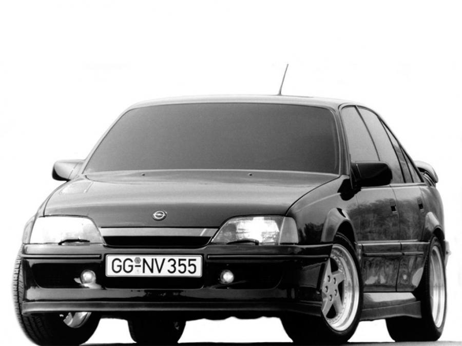  Opel-Lotus Omega 1990 года  (фото 12 из 23)